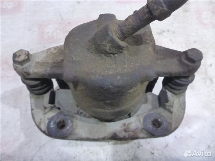 Суппорт передний правый Skoda Felicia 6U1 135M