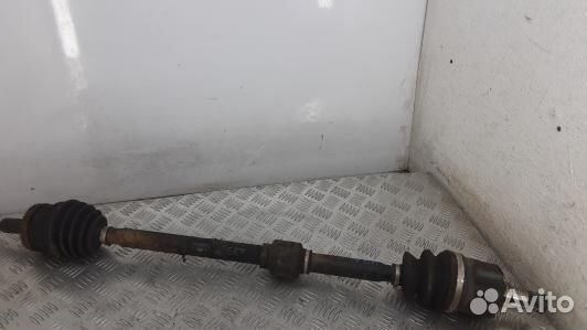 Привод передний правый KIA carens 3 (HBN09N101)