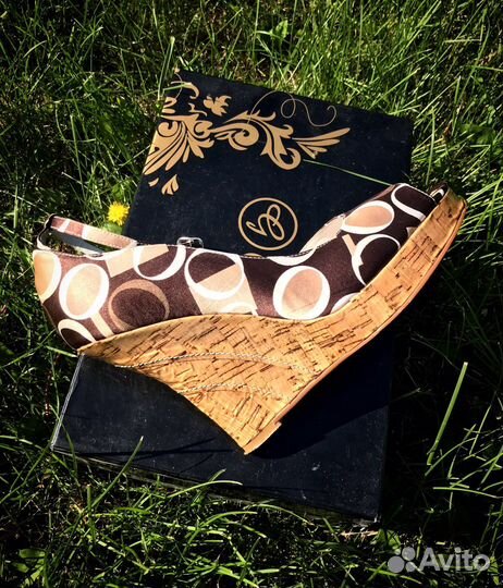 Босоножки женские 39 размер, почти новые