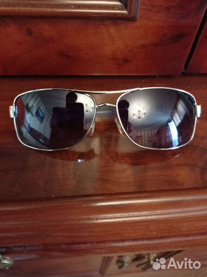 Солнцезащитные очки мужские prada