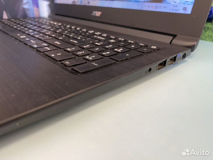 Шустрый Ноутбук Acer SSD/Intel/15.6