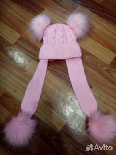 Зимняя шапка детская состояние новое