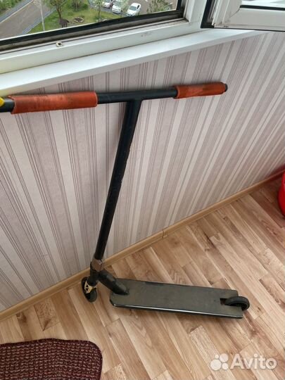 Трюковой самокат