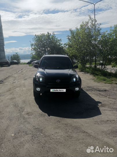 Toyota RAV4 2.0 AT, 2003, 213 000 км