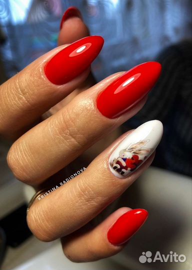 Мастер маникюра и педикюра