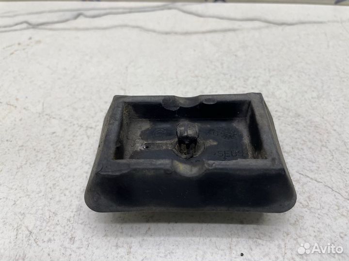 Поддомкратник Bmw E38 E39 E53