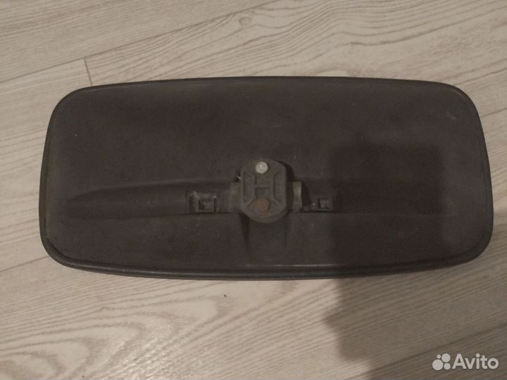 Зеркала на маз