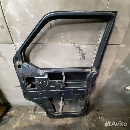 Дверь правая VW T4