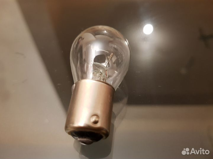 Лампа автомобильная заднего фонаря 12 v 21 w