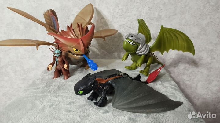 Драконы из мультфильма 