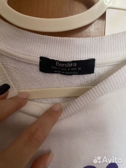 Свитшот женский bershka