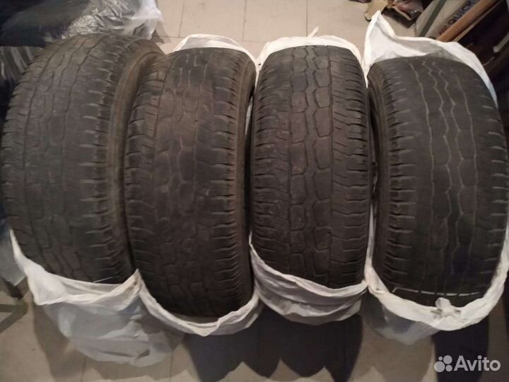 Yokohama Geolandar G902 265/65 R17