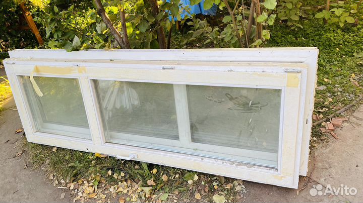 Новая деревянная дверь (входная или балконная)