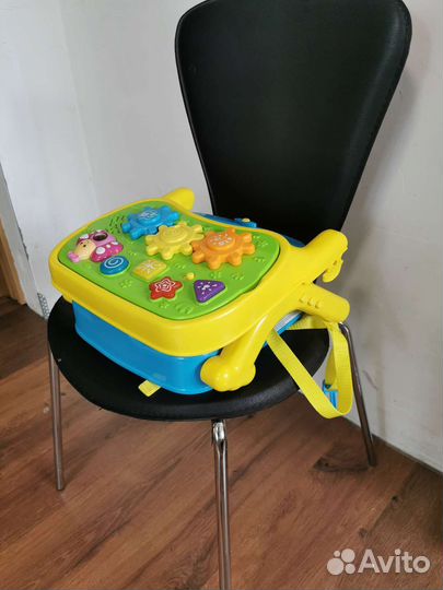 Мобильный столик для кормления ребенка