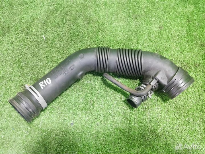 Патрубок дроссельной заслонки volkswagen Golf Plu