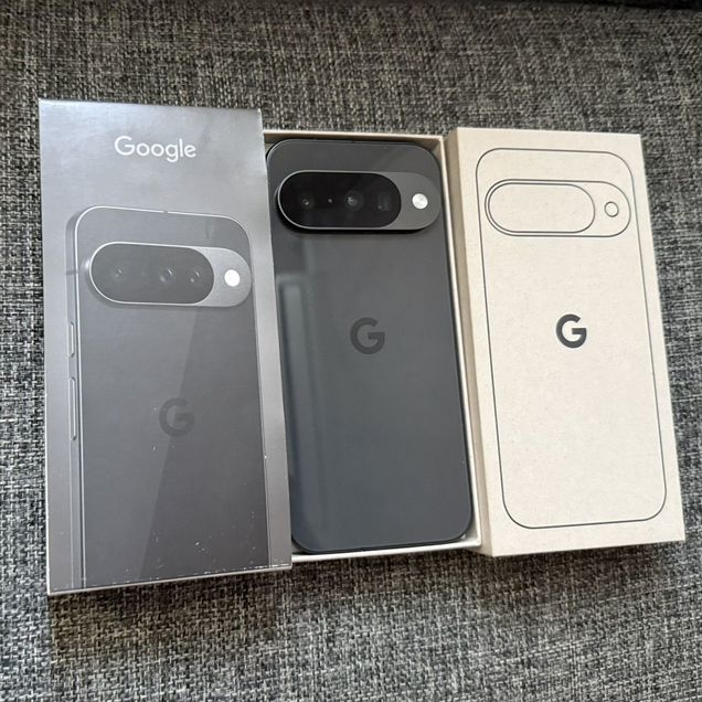 Google Pixel 10, 12/128 ГБ, SIM + eSIM