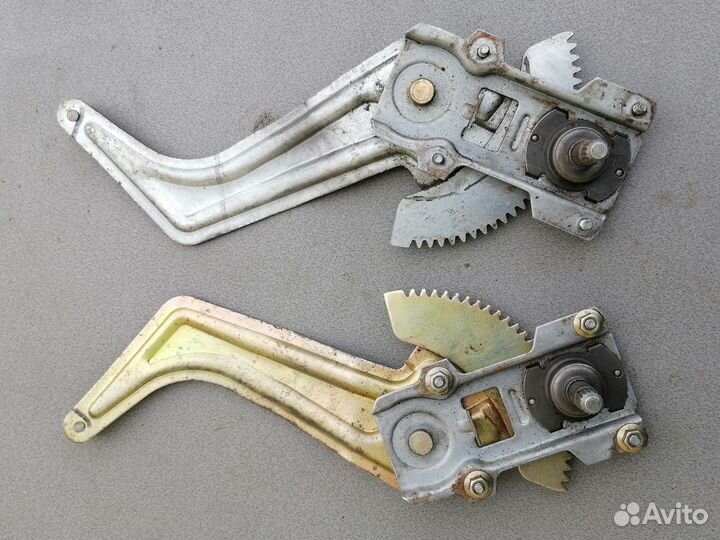 Стеклоподъемный механизм задний Kia Rio 2002-2005