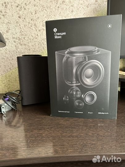 Яндекс станция макс