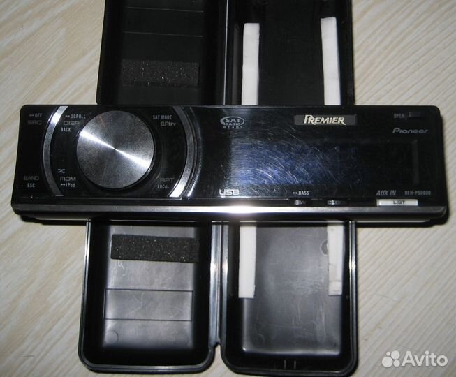 Магнитолу Pioneer DEH-P500UB Premier