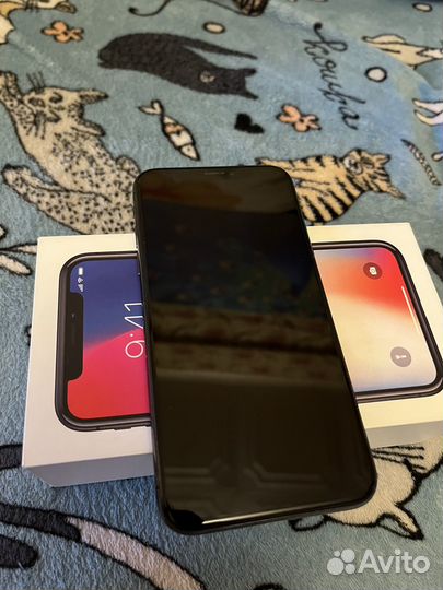 iPhone X, 64 ГБ