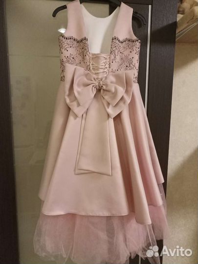 Платье для девочки праздничное