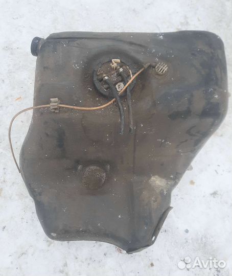 Бензобак Ауди