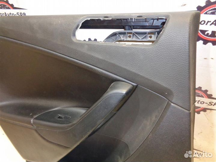 Обшивка двери задней левой VW Passat (B6) 2005-20