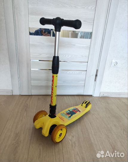 Самокат детский трехколесный kreiss