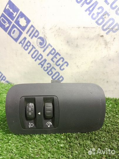 Блок управления светом Renault Megane 2 седан 1.6