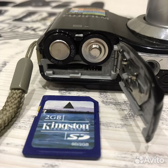 FujiFilm FinePix AX655 цифровой фотоаппарат y2k