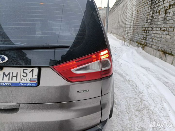 Фонарь задней внутренней правый форд Галакси