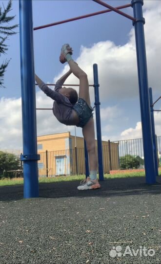 Тренер по фигурному катанию