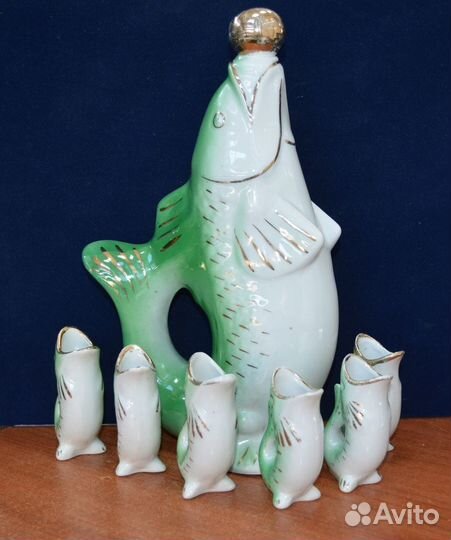 Фарфоровый набор- рыбки (редкая раскраска )