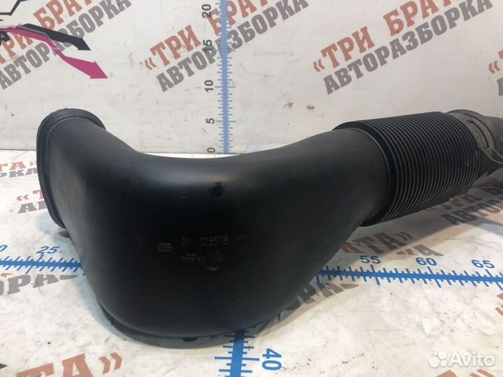 Воздухозаборник 6510903437 Мерседес E-Класс 2012г