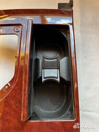 Накладка центральной консоли Toyota Camry V50