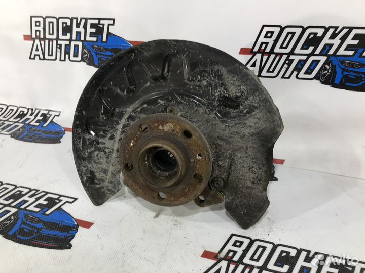 Кулак поворотный передний левый Skoda Rapid