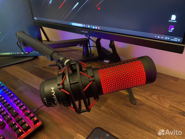 Микрофон hyperx quadcast + стойка микрофона