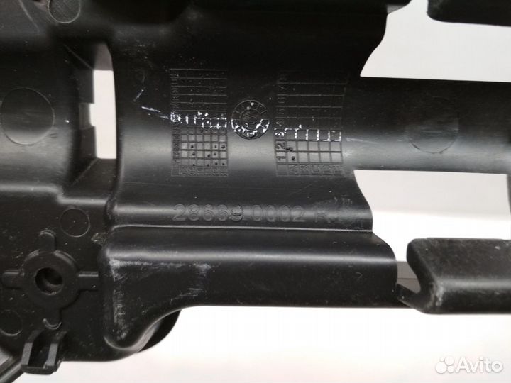 Кронштейн фары передний левый Renault Megane 3