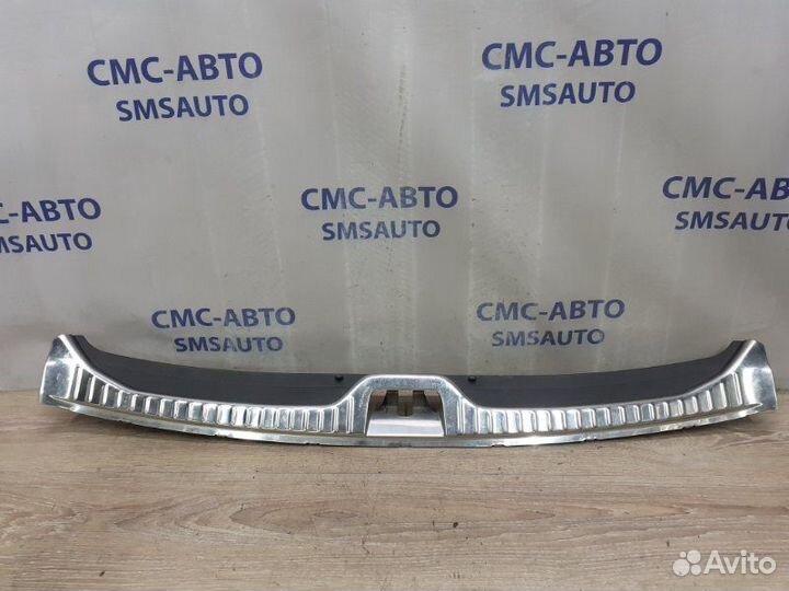 Накладка замка багажника Volvo Xc60 хс60 2.0T