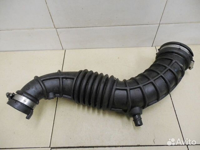 Патрубок воздушного фильтра Megane III 2009-2016