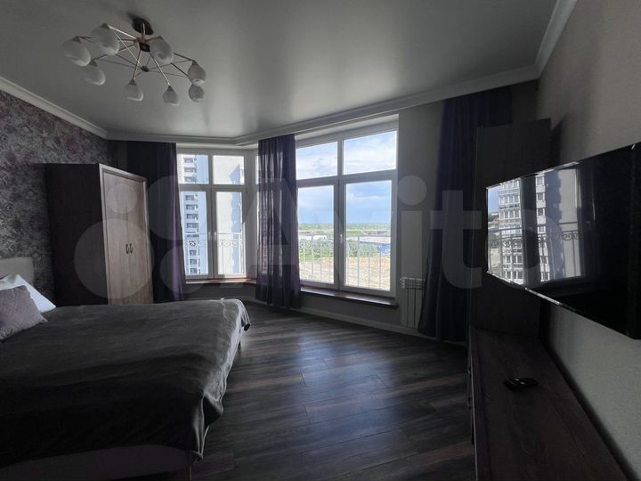 Квартира-студия, 43 м², 10/11 эт.