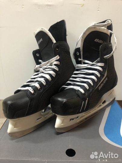 Хоккейные коньки bauer