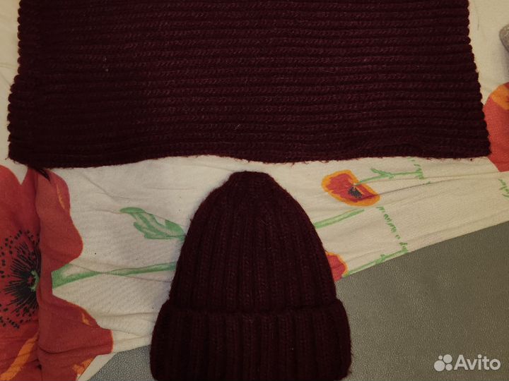 Комплект шапка и шарф женские