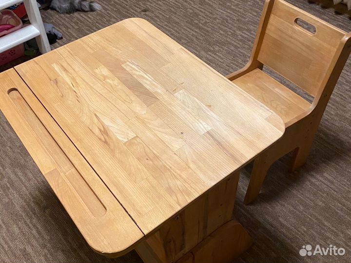 Детская парта деревянная