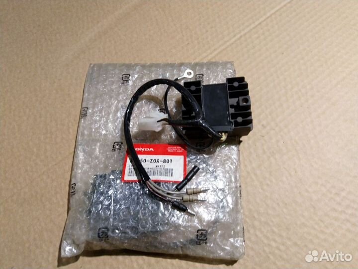 31750-Z0A-801 регулятор напряжения Honda