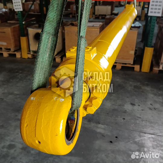 Гидроцилиндр стрелы Komatsu PC200SC-7M1