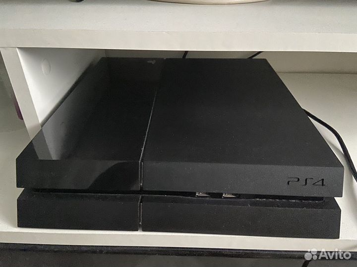 Sony playstation 4 + 2 геймпада + камера