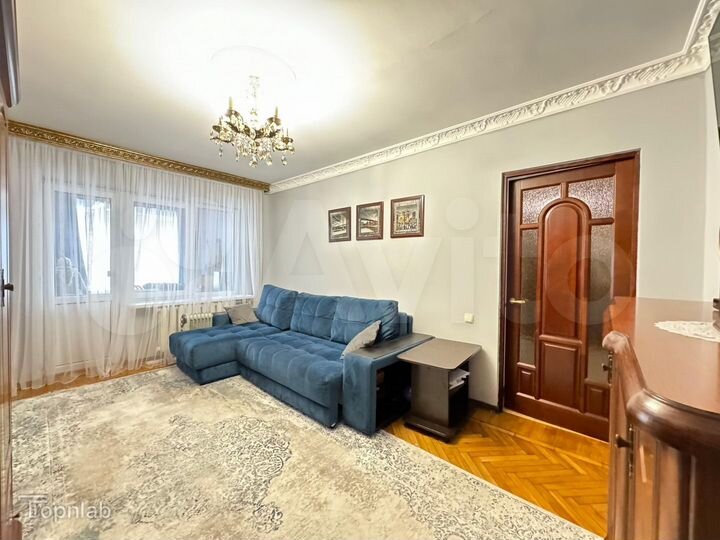 2-к. квартира, 64 м², 1/5 эт.
