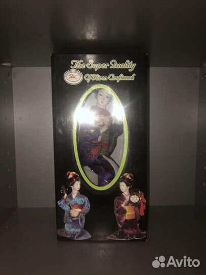 Кукла фарфоровая коллекционная девочка