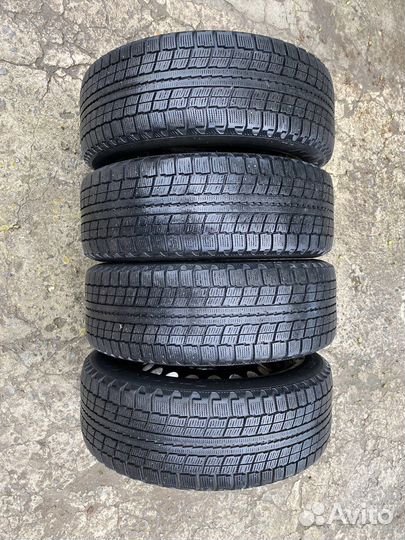 Maxxis MA-STL Presa Ice 205/60 R16